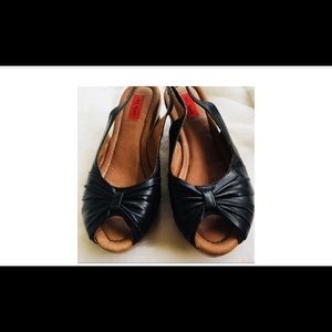 Miz Mooz Black Sandals, Wood Heal/Sole.  Size 6.5